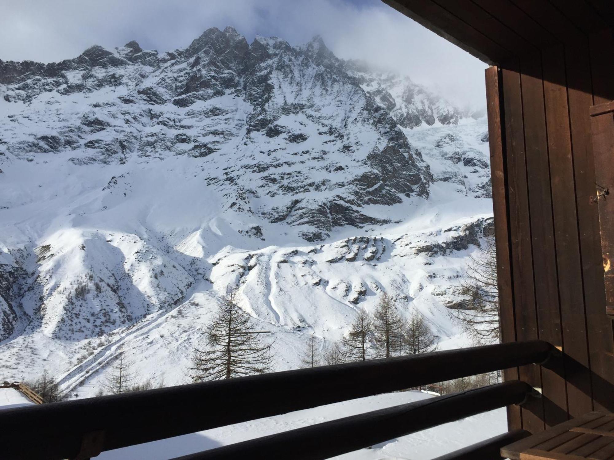 Base Camp Alpine Apartments Breuil-Cervinia Cameră foto